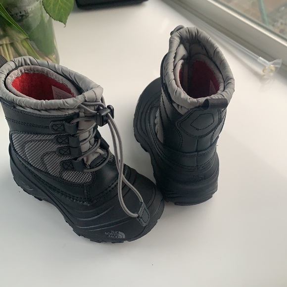 The north face kids boy winter boots - Picture 1 of 7